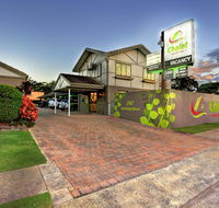 Chalet Motor Inn - Schoolies Week Accommodation