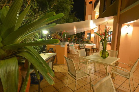 Martinique On Macrossan - Schoolies Week Accommodation 15