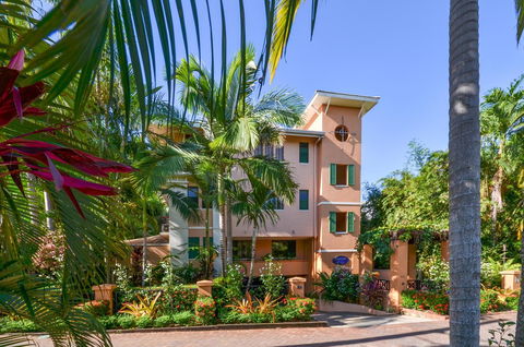 Martinique On Macrossan - Schoolies Week Accommodation 19