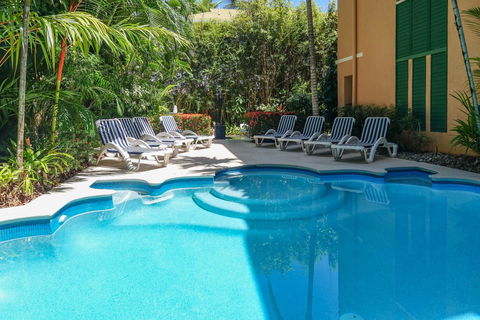 Martinique On Macrossan - Schoolies Week Accommodation 14