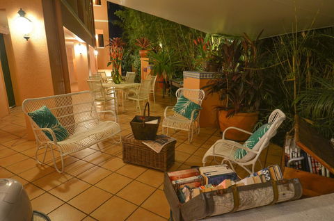 Martinique On Macrossan - Schoolies Week Accommodation 24