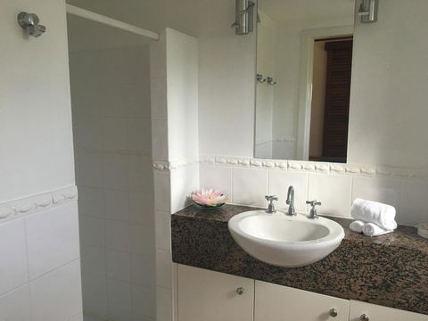 Martinique On Macrossan - Schoolies Week Accommodation 9