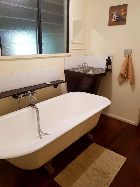 Arcadia Beach Guest House And Car Hire - Schoolies Week Accommodation 27