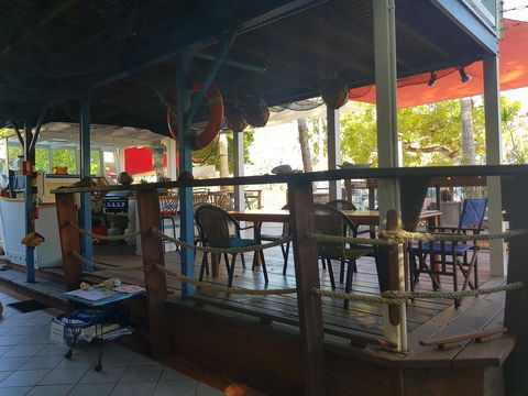 Arcadia Beach Guest House And Car Hire - Schoolies Week Accommodation 39