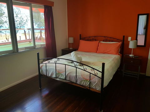 Arcadia Beach Guest House And Car Hire - Schoolies Week Accommodation 22