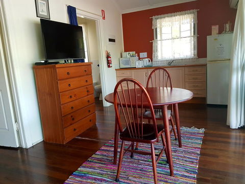 Arcadia Beach Guest House And Car Hire - Schoolies Week Accommodation 37