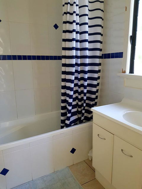 Arcadia Beach Guest House And Car Hire - Schoolies Week Accommodation 12