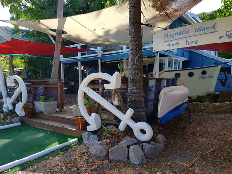 Arcadia Beach Guest House And Car Hire - Schoolies Week Accommodation 0