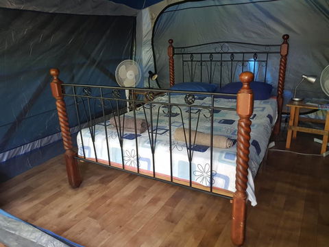 Arcadia Beach Guest House And Car Hire - Schoolies Week Accommodation 13