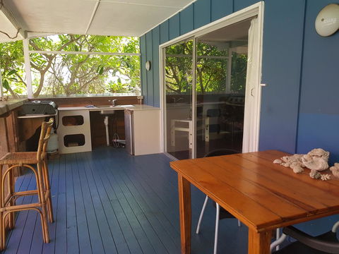 Arcadia Beach Guest House And Car Hire - Schoolies Week Accommodation 16