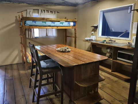 Arcadia Beach Guest House And Car Hire - Schoolies Week Accommodation 35