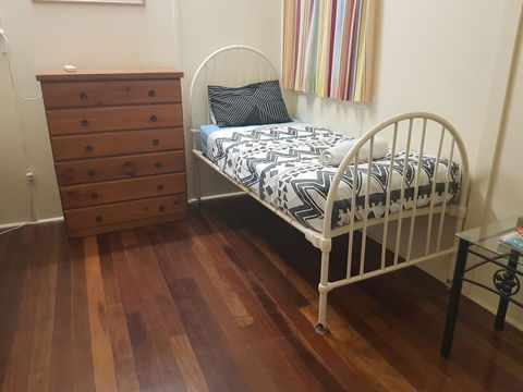 Arcadia Beach Guest House And Car Hire - Schoolies Week Accommodation 9