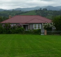 Mansfield Cottage Barrington - Schoolies Week Accommodation