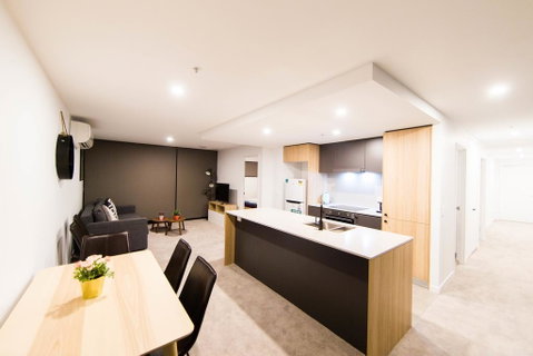 Mid Night Apartment Canberra City Onsite Parking - Schoolies Week Accommodation 2