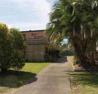 'Bay Dream' Upstairs Unit Three - Schoolies Week Accommodation