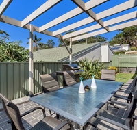 'Tween Bays' Ocean Beach Road 3/39 - Schoolies Week Accommodation