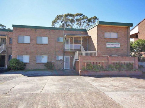 1 'Fiddlers Green' 62 Magnus Street - Ground Floor Unit Close To CBD - Schoolies Week Accommodation 2