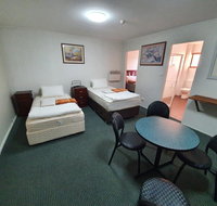 1 Lakeview Plaza - Schoolies Week Accommodation