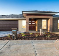 119 Breath of the Forest in the Heart of Clyde - Schoolies Week Accommodation