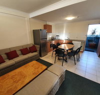 16 Lakeview Plaza - Schoolies Week Accommodation