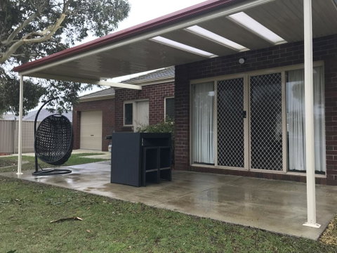 165 On Bogong - Schoolies Week Accommodation 3