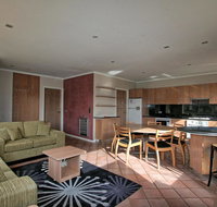 2 Munyang Street Jindabyne - Schoolies Week Accommodation