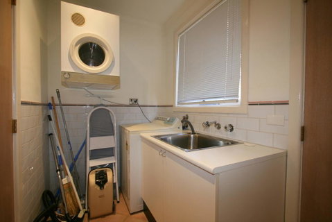 2 Munyang Street, Jindabyne - Schoolies Week Accommodation 1