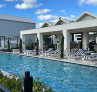 Brand-new entire terrace home - Schoolies Week Accommodation