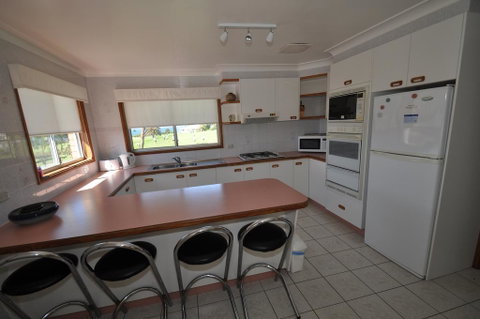 3 Bay Lane - Schoolies Week Accommodation 3