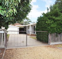 45 HALFORD - PET FRIENDLY - Schoolies Week Accommodation