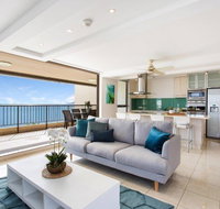 5  Apartment on The Esplanade - Schoolies Week Accommodation