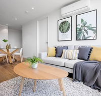 61 Boutique one-bedroom Boxhill Central Mall - Schoolies Week Accommodation