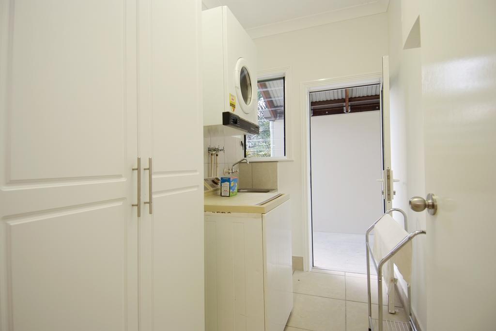 Machans Beach QLD Schoolies Week Accommodation
