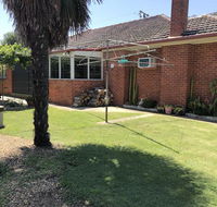 725 Myrtleford-Yackandandah Road - Schoolies Week Accommodation