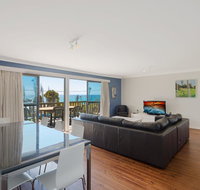 74 Ocean Parade - Schoolies Week Accommodation
