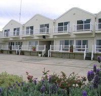 A Great Ocean View Motel - Schoolies Week Accommodation