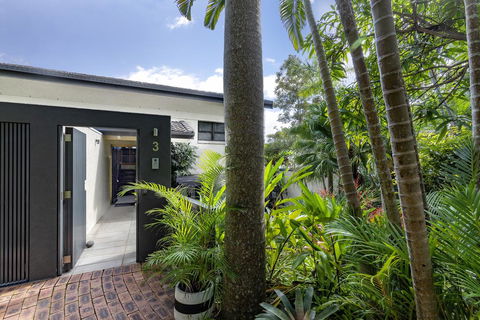 A Little Cove Treasure, Noosa Heads - Schoolies Week Accommodation 2