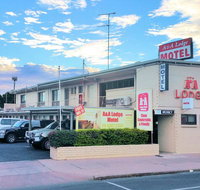 AA Lodge Motel - Schoolies Week Accommodation