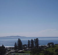 AAA Views 2 View Street - Schoolies Week Accommodation