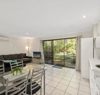 Aanuka Tropical Spa Bure - Schoolies Week Accommodation