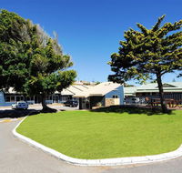 Abrolhos Reef Lodge - Schoolies Week Accommodation