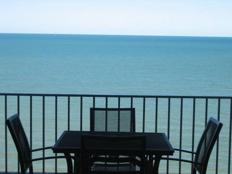 Absolute Beachfront With Million Dollar Views - Schoolies Week Accommodation 0