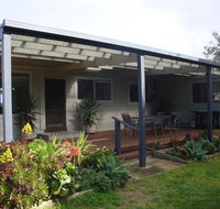 Absolute Waterfront - Schoolies Week Accommodation