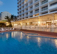 Acacia Court Hotel - Schoolies Week Accommodation