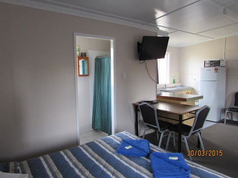 Acacia Motel - Schoolies Week Accommodation 2