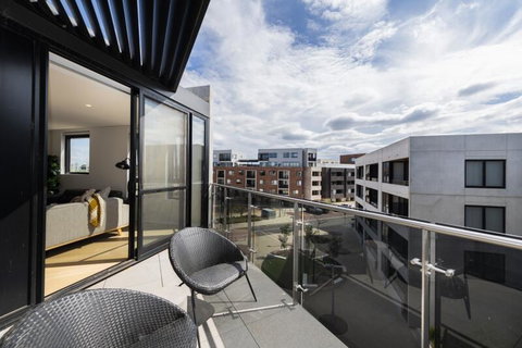 Accommodate Canberra - Northshore - Schoolies Week Accommodation 3
