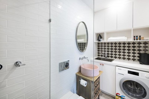 Accommodate Canberra - Warehouse - Schoolies Week Accommodation 1