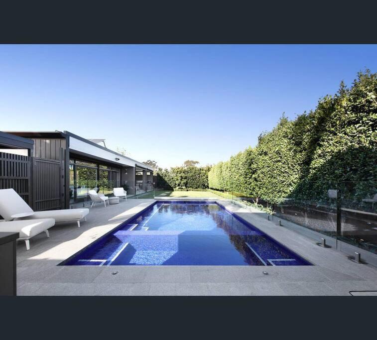 Schoolies Week Accommodation