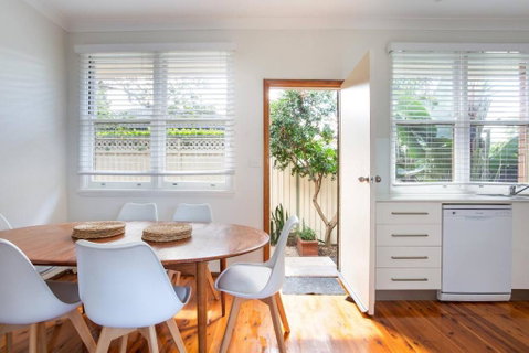 Family Stay With Idyllic Sun-drenched Courtyard - Schoolies Week Accommodation 3
