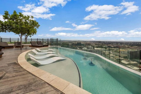 FV Peppers 2BR 2BA W Parking, Shared Spa, Gym, Pool - Schoolies Week Accommodation 0
